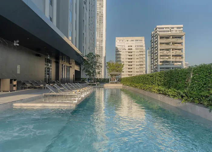 Staybridge Sukhumvit By Ihg Hotel 4*