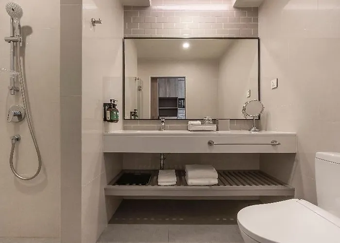 Staybridge Sukhumvit By Ihg 4*