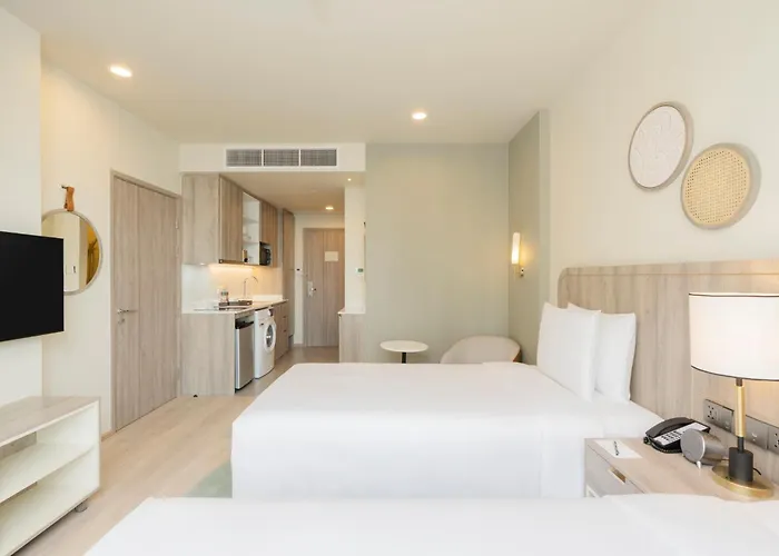 Staybridge Sukhumvit By Ihg Hotel 4*
