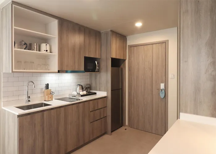 Hotel Staybridge Sukhumvit By Ihg 4*
